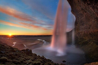 Private South coast tour with Katla Ice cave