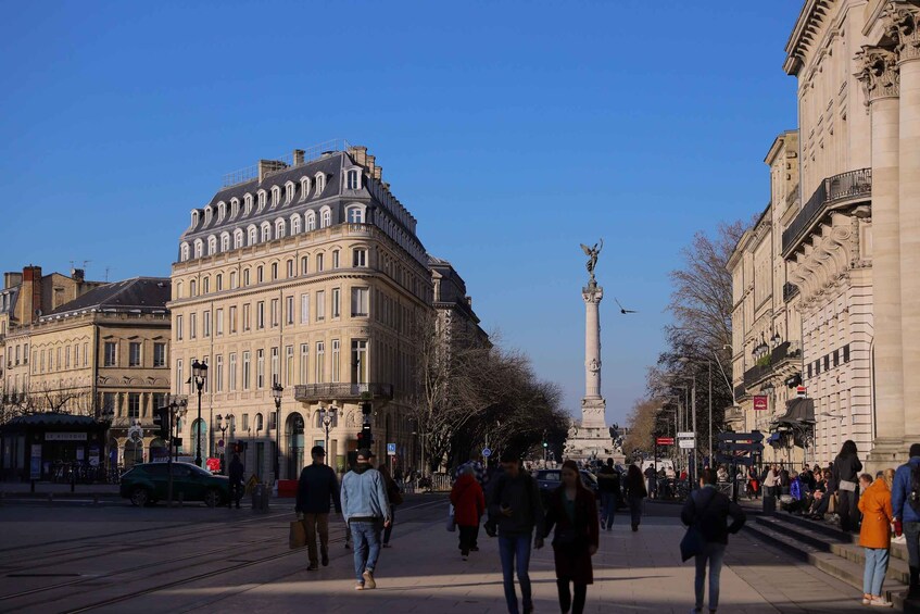 Picture 2 for Activity The essential in Bordeaux, private tour with a local