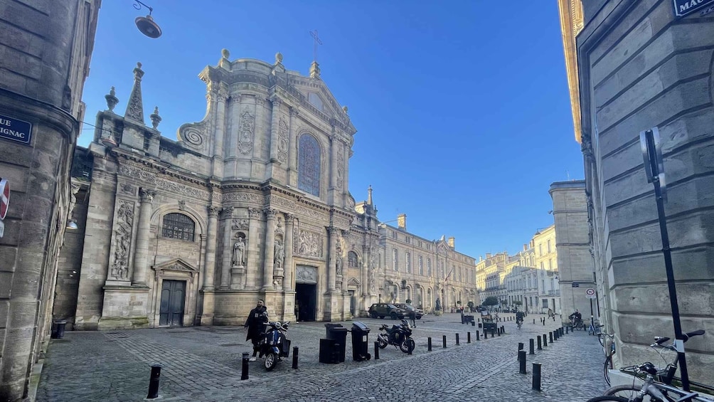 Picture 4 for Activity The essential in Bordeaux, private tour with a local