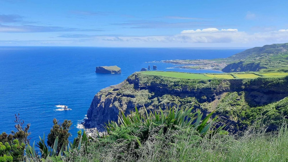 Picture 9 for Activity Azores: Explore the dramatic crater of Sete Cidades