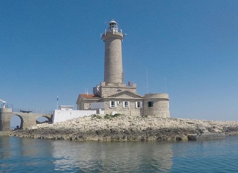 Picture 9 for Activity Medulin: Private Boat Tour with Captain