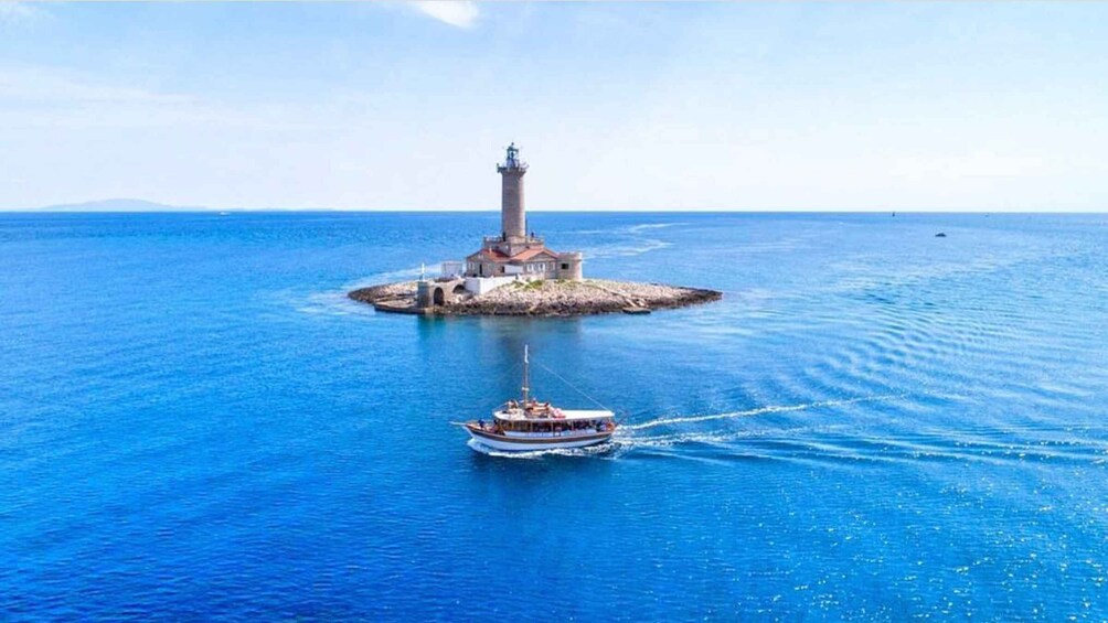 Picture 5 for Activity Medulin: Private Boat Tour with Captain