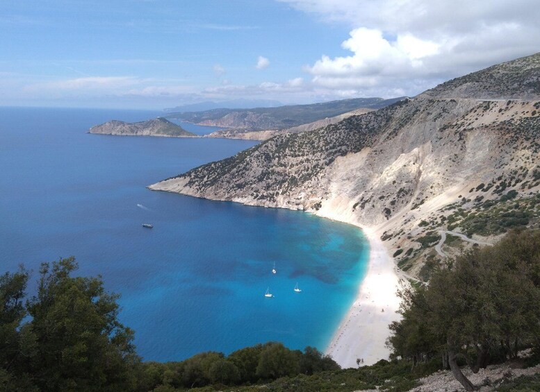 Picture 7 for Activity Argostoli: Melissani Lake, Drogarati Cave, and Myrtos Beach