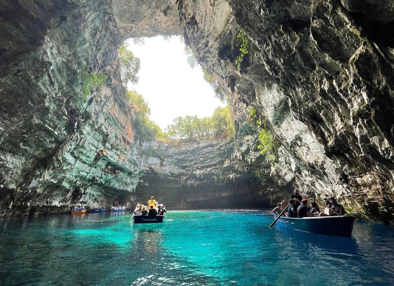 Picture 2 for Activity Argostoli: Melissani Lake, Drogarati Cave, and Myrtos Beach