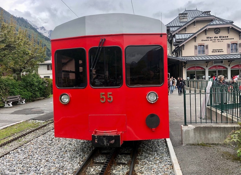 Geneva Private Day Trip to Mont Blanc glacier and 3860m Top