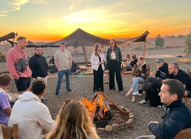 Marrakech: Pack Desierto Agafay Cena-espectáculo en camello quad y piscina