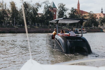 Wroclaw : Catamaran solaire croisière sur la rivière Odra