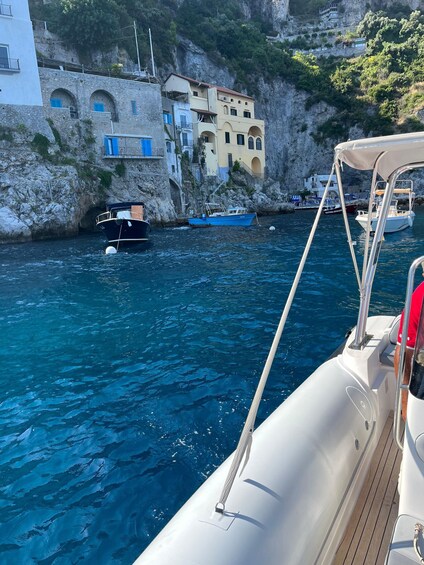 Picture 6 for Activity Daily tour from Salerno to Positano with skipper