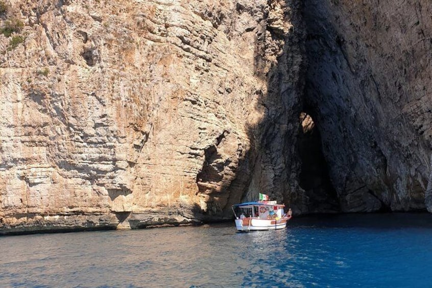 Private VIP Tour "Riviera di Ulisse"(Parco Monte Orlando-Montagna Spaccata Gaeta)