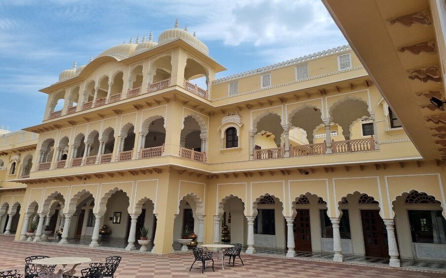 Jaipur: A Grand Heritage Same Day Tour-Heritage Rajasthan