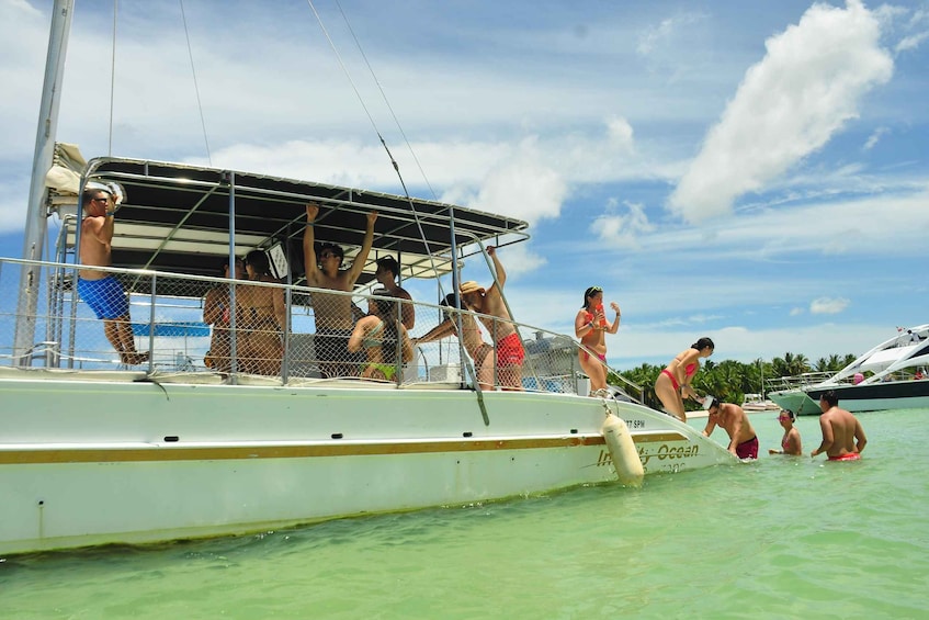 Picture 16 for Activity Punta Cana Party boat (Only Adult)
