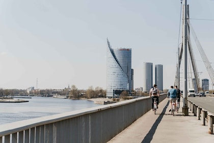 Riga: Jurmala Resort Geführte Fahrradtour und Museumsbesuch