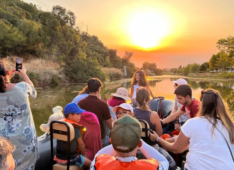 Picture 3 for Activity From Portimão: Arade River Boat Tour to Silves Medieval Town
