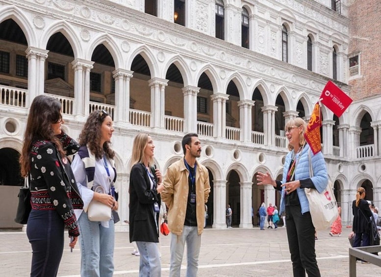 Picture 6 for Activity Venice: St Mark's, Doge's Palace, Murano & Burano Day Tour