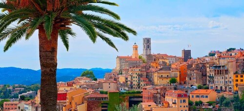From Nice or Cannes: Private Guided Tour to Grasse & St-Paul