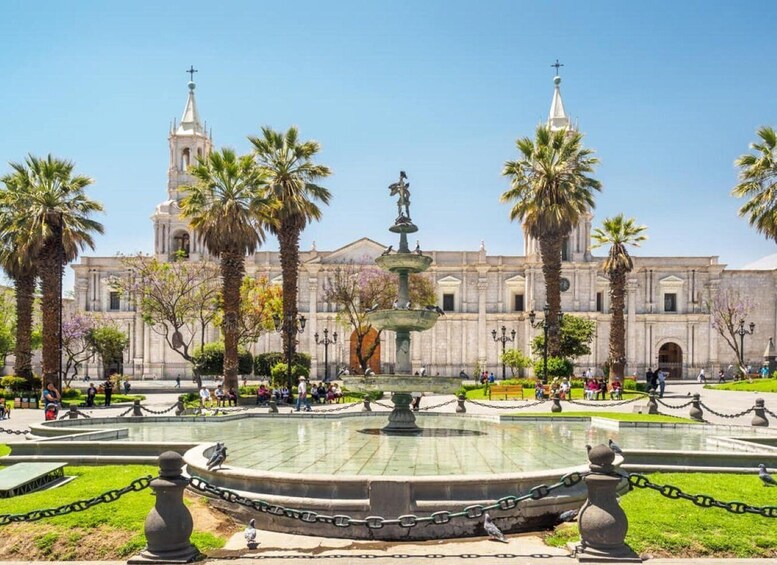 Picture 3 for Activity Guided in Arequipa and the monastery of Santa Catalina