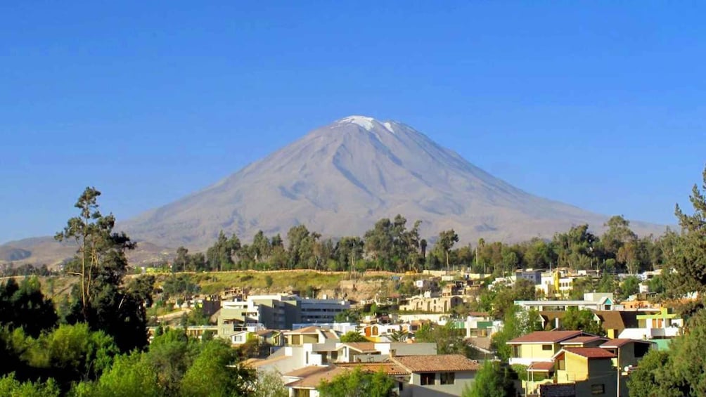 Picture 1 for Activity Guided in Arequipa and the monastery of Santa Catalina