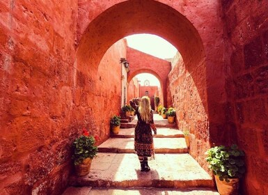 Guidet i Arequipa og klosteret Santa Catalina