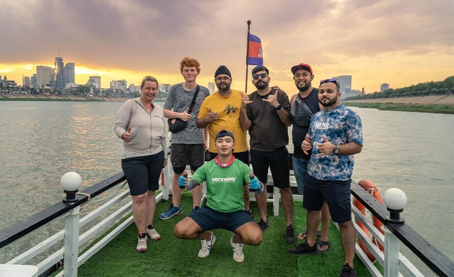 Picture 1 for Activity Phnom Penh: Bike & Boat Guided Tour included Snacks & Beers