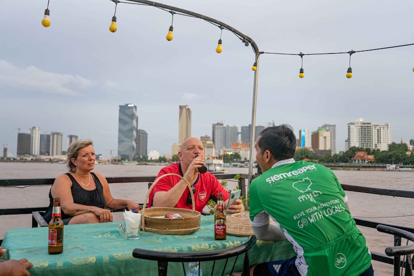 Picture 1 for Activity Phnom Penh: Bike & Boat Guided Tour included Snacks & Beers