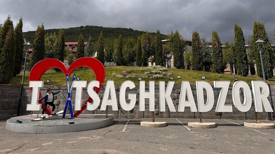 From Yerevan: Tsaghkadzor and Sevan Lake Guided Tour