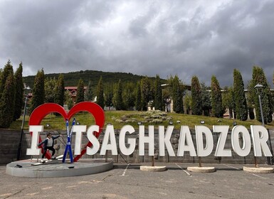 Desde Ereván: visita guiada a Tsaghkadzor y al lago Sevan