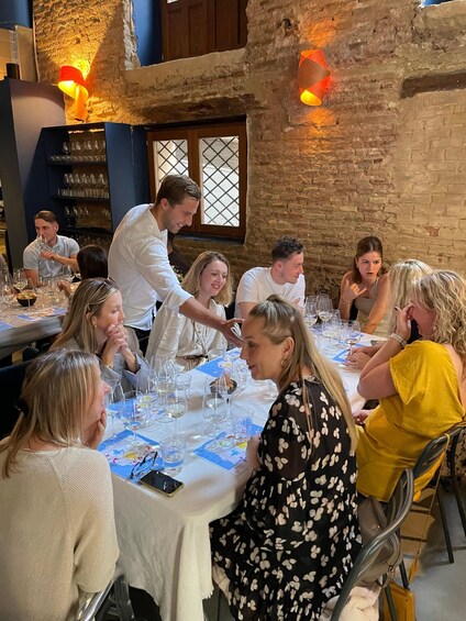 Picture 12 for Activity Wine Tasting with Professional Sommelier in centre Valencia