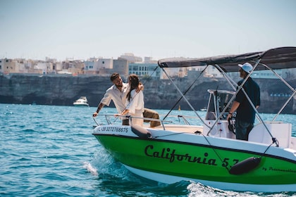 Monopoli: Private Half-Day Sightseeing Cruise with Aperitif