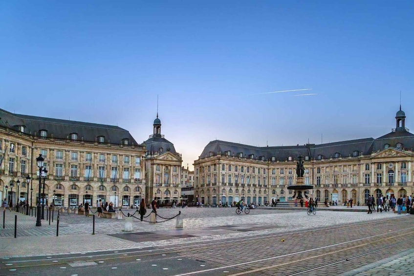 Picture 3 for Activity Bordeaux: Capture the most Photogenic Spots with a Local