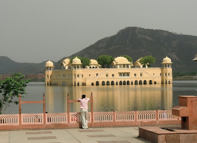 Picture 2 for Activity Jaipur Private Same Day-Trip by Car