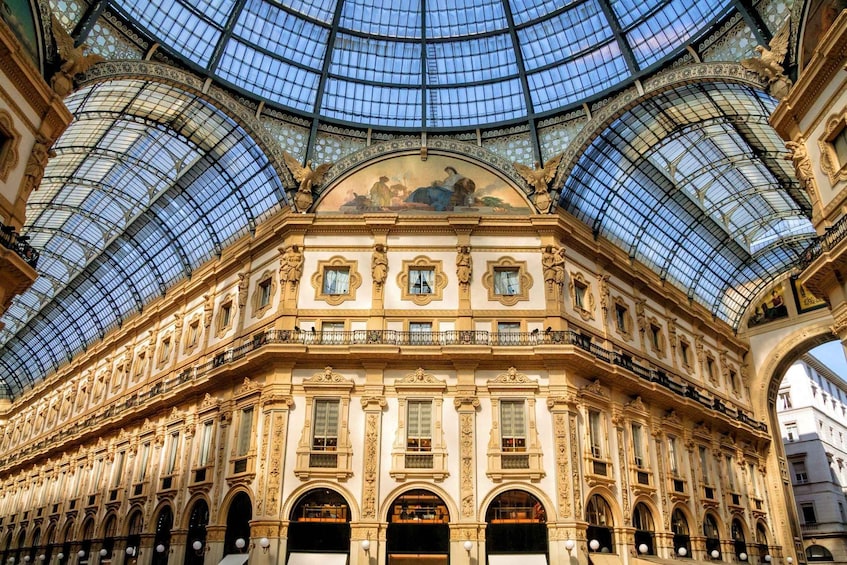 Magic of Milan: Full Day Small Group Tour of the Highlights