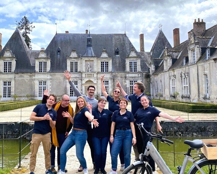 Picture 1 for Activity From Amboise: Full-Day Guided E-bike Tour to Chambord