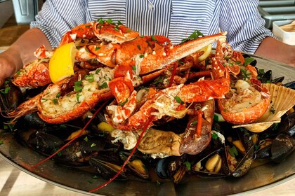 Tuore saalis: Seafood Dining Experience: Private Split Tour & Seafood Dinin...