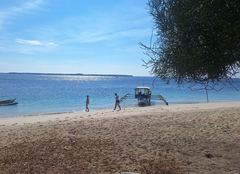 Picture 21 for Activity Lombok: Customizable Privat Trip-Car Hire With Driver-Guide