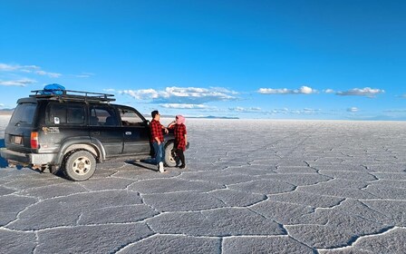 From La Paz: Bolivia and Uyuni Salt Flats in 5 days/4 nights