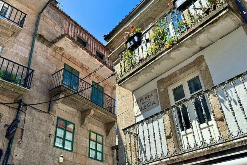 Private Walking Tour around Vigo with Beer or Wine