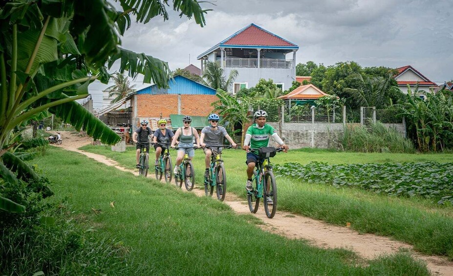 Picture 4 for Activity Phnom Penh: Silk Islands Half-Day Bike Tour