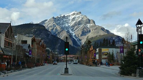 Tur Pribadi Penjelajah Pegunungan Canadian Rockies 6 Hari