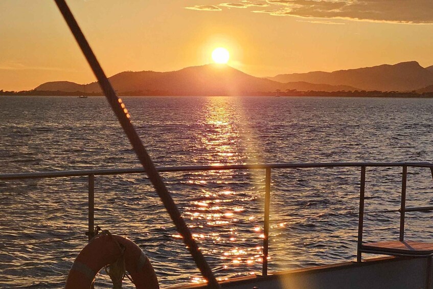 Picture 3 for Activity Hyères : Dinner Cruise on a beautiful catamaran at Bregançon