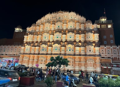 Jaipur: Guided Night Tour With Optional Food Tasting