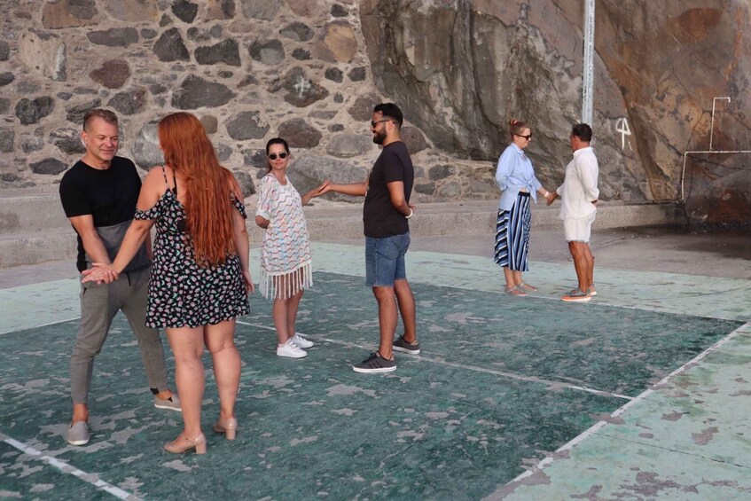 Picture 7 for Activity Madeira: Salsa and Bachata dance and discovery experience