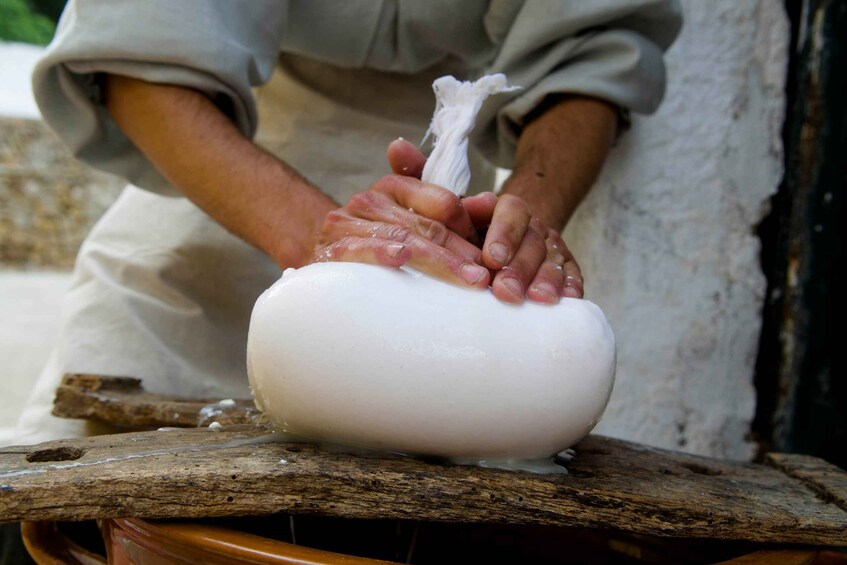 Menorca: Binissuès Museum & Cheese Making Demonstration