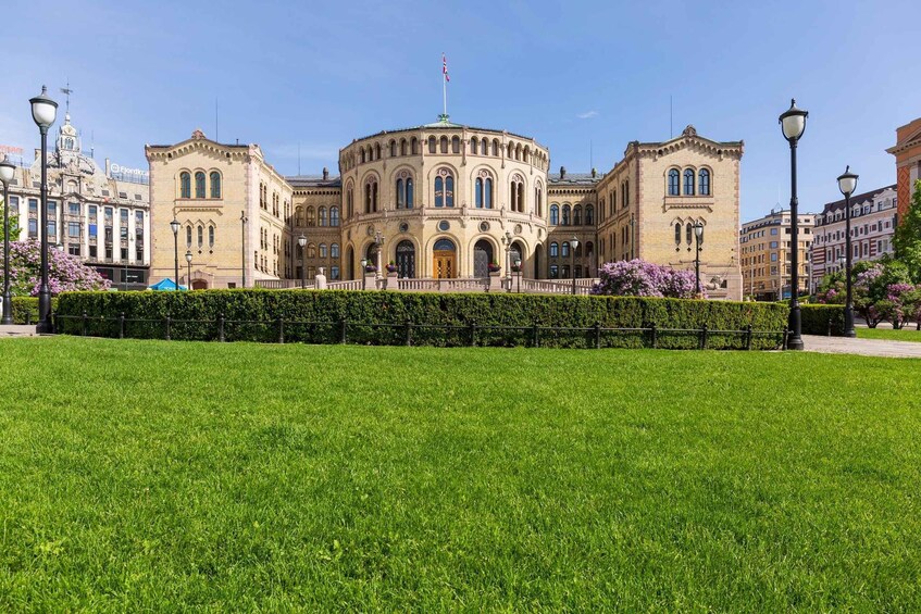 Picture 5 for Activity Oslo Private 3h walking tour