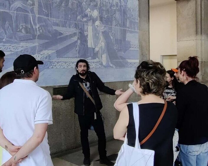 Picture 6 for Activity The Porto Ghost Walk: Haunted private tour in old Porto