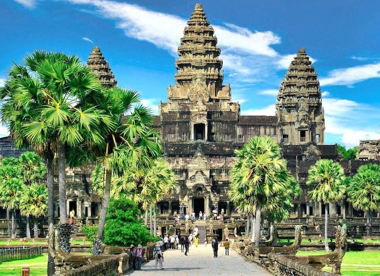 Picture 14 for Activity Private 2 Day Angkor Wat Sunrise & Discover all Major Temple