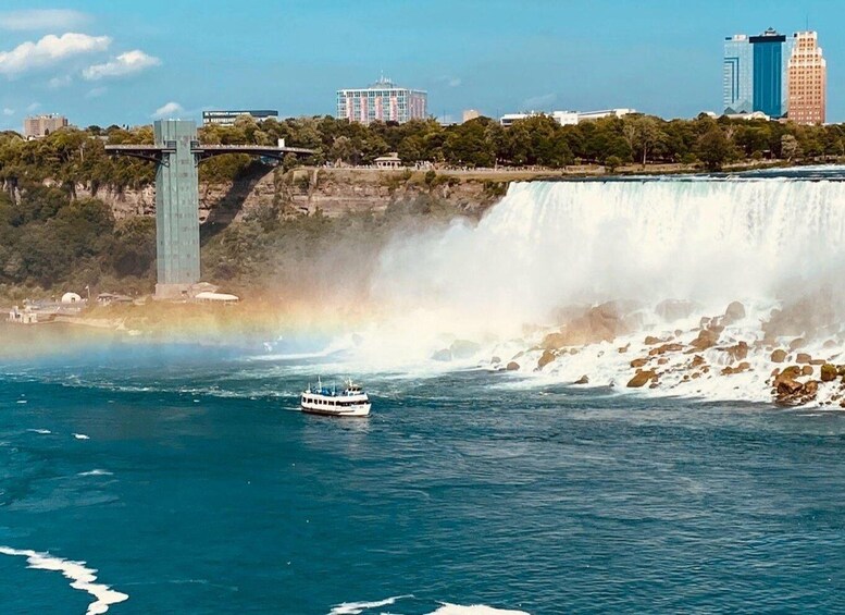 Picture 3 for Activity Niagara Falls: Luxury Private Tour with Winery stop