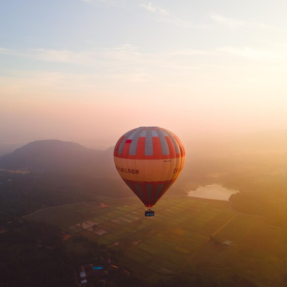 Picture 1 for Activity Sigiriya: Hot Air Balloon Ride