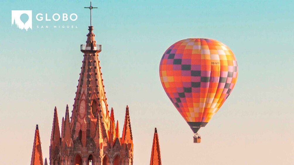 San Miguel de Allende: Hot Air Balloon Flight from Fri-Sun