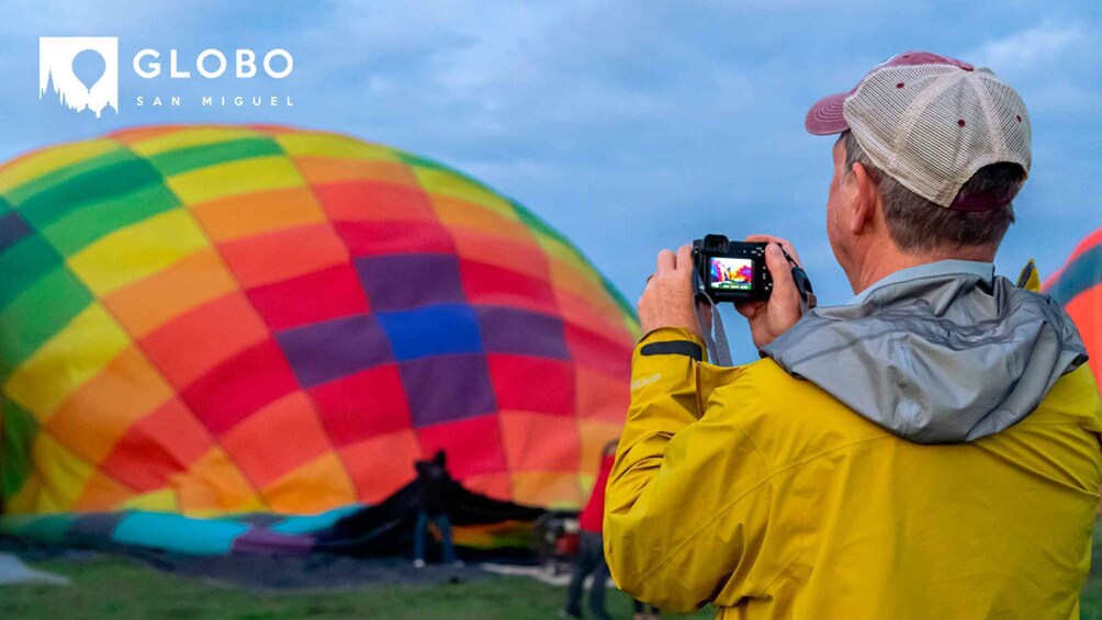 Picture 7 for Activity San Miguel de Allende: Hot Air Balloon Flight from Fri-Sun