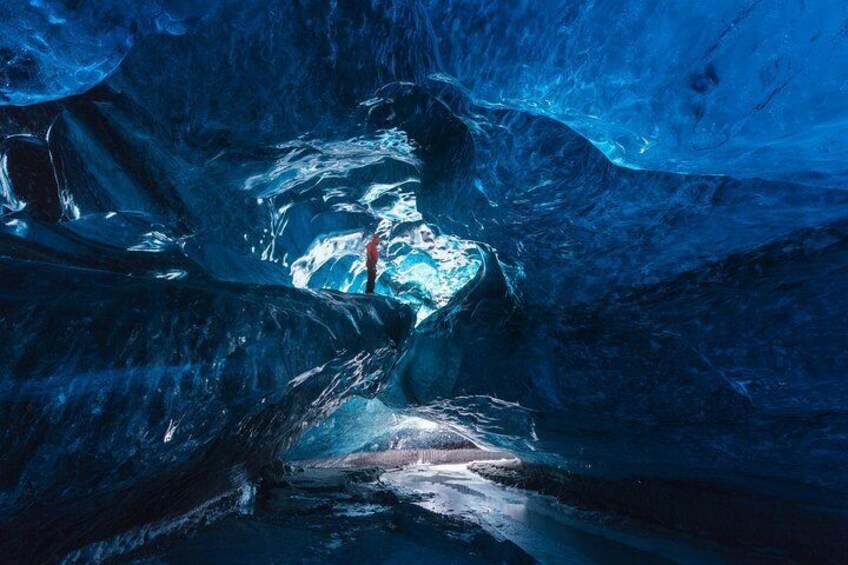 Ice Cave Tour in the National Park of Vatnajökull